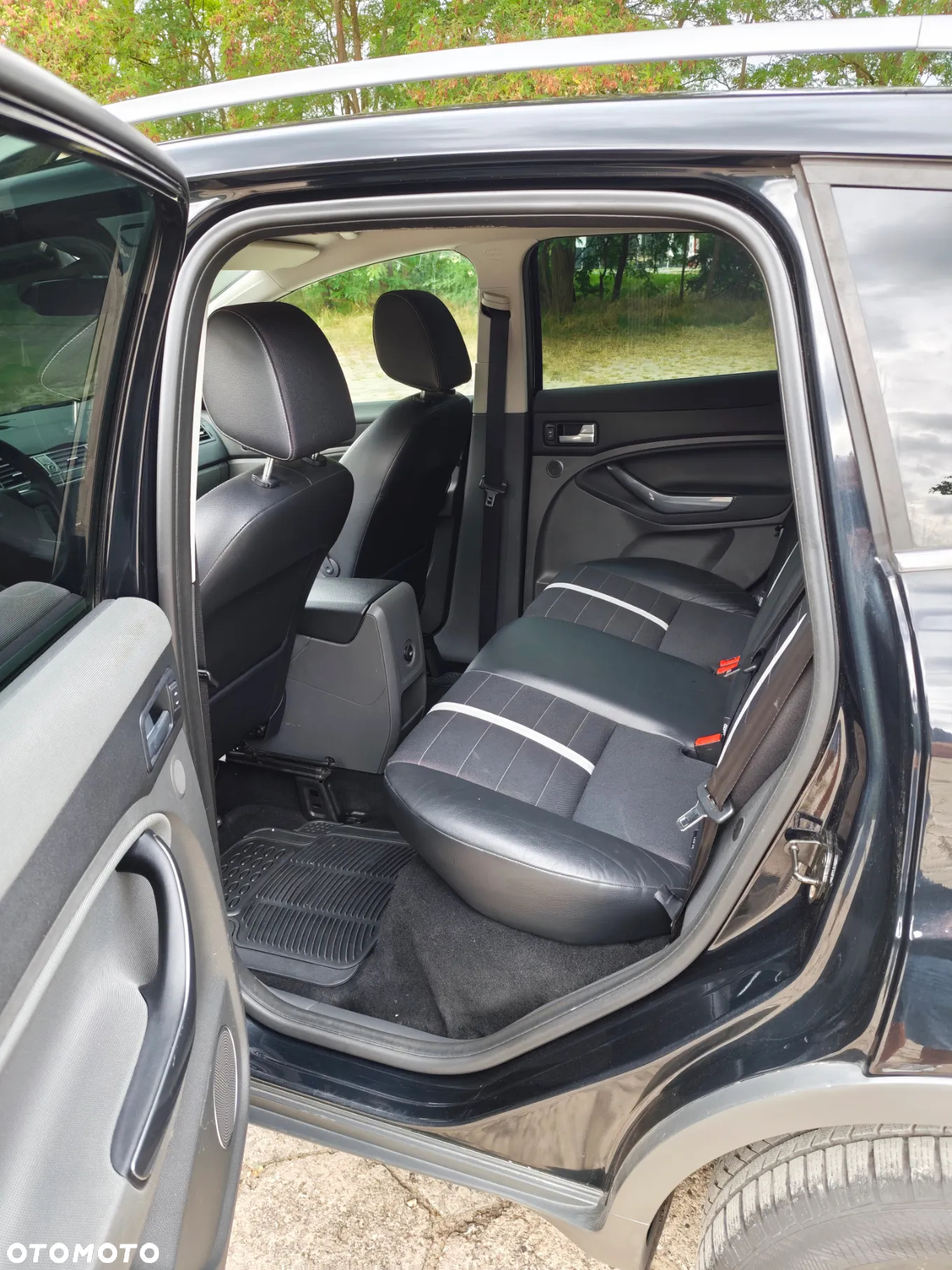 Ford Kuga 2.0 TDCi 4x4 Titanium - 26