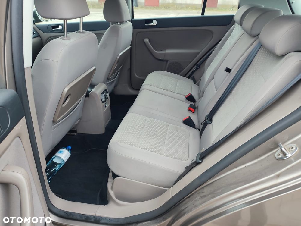 Volkswagen Golf Plus - 7