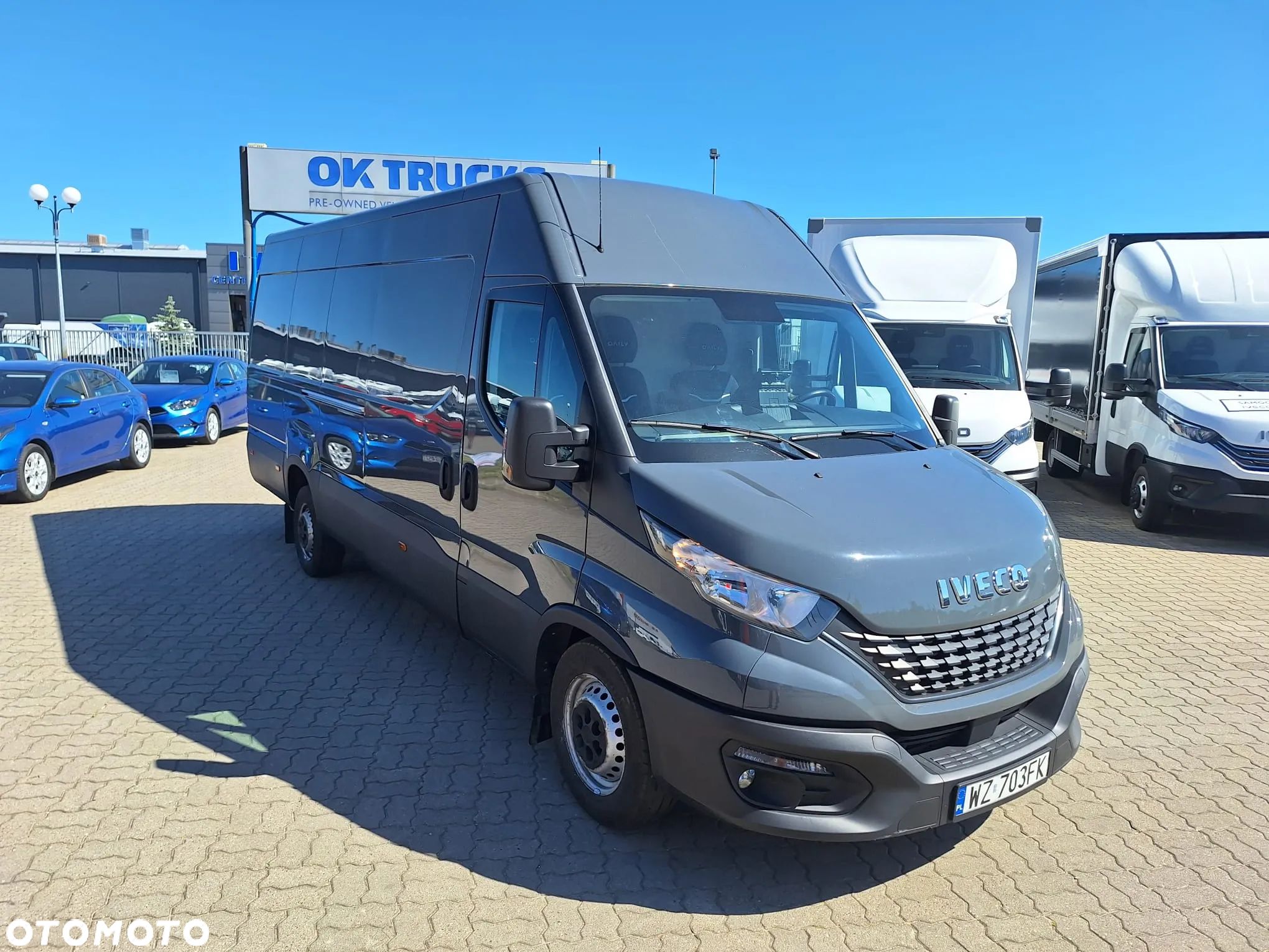 Iveco Daily 35S18 furgon maxi 16m / Krajowy / 3.0 180KM - 1