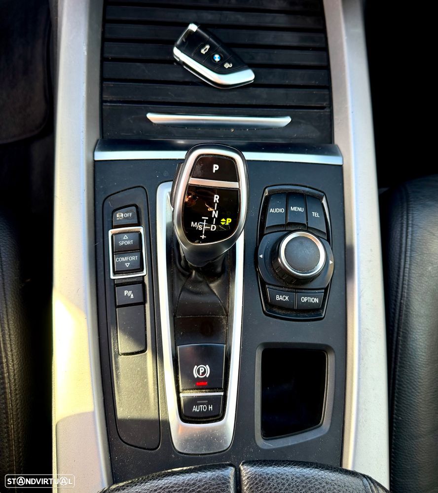 BMW X5 25 d sDrive Comfort 7L - 8