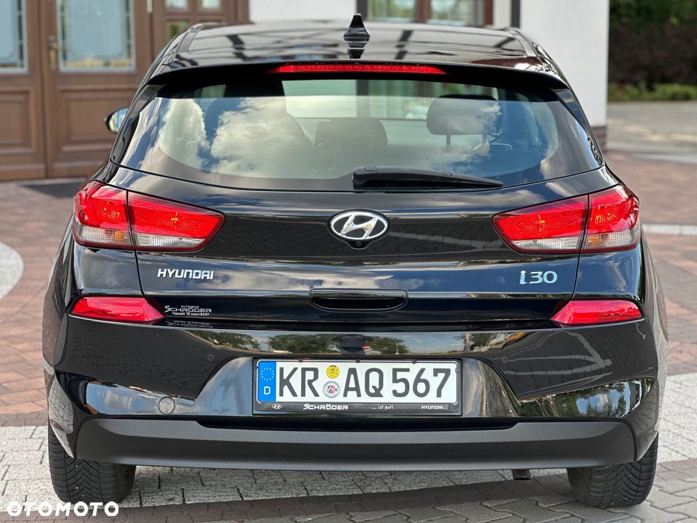 Hyundai i30 1.4 Premium - 14
