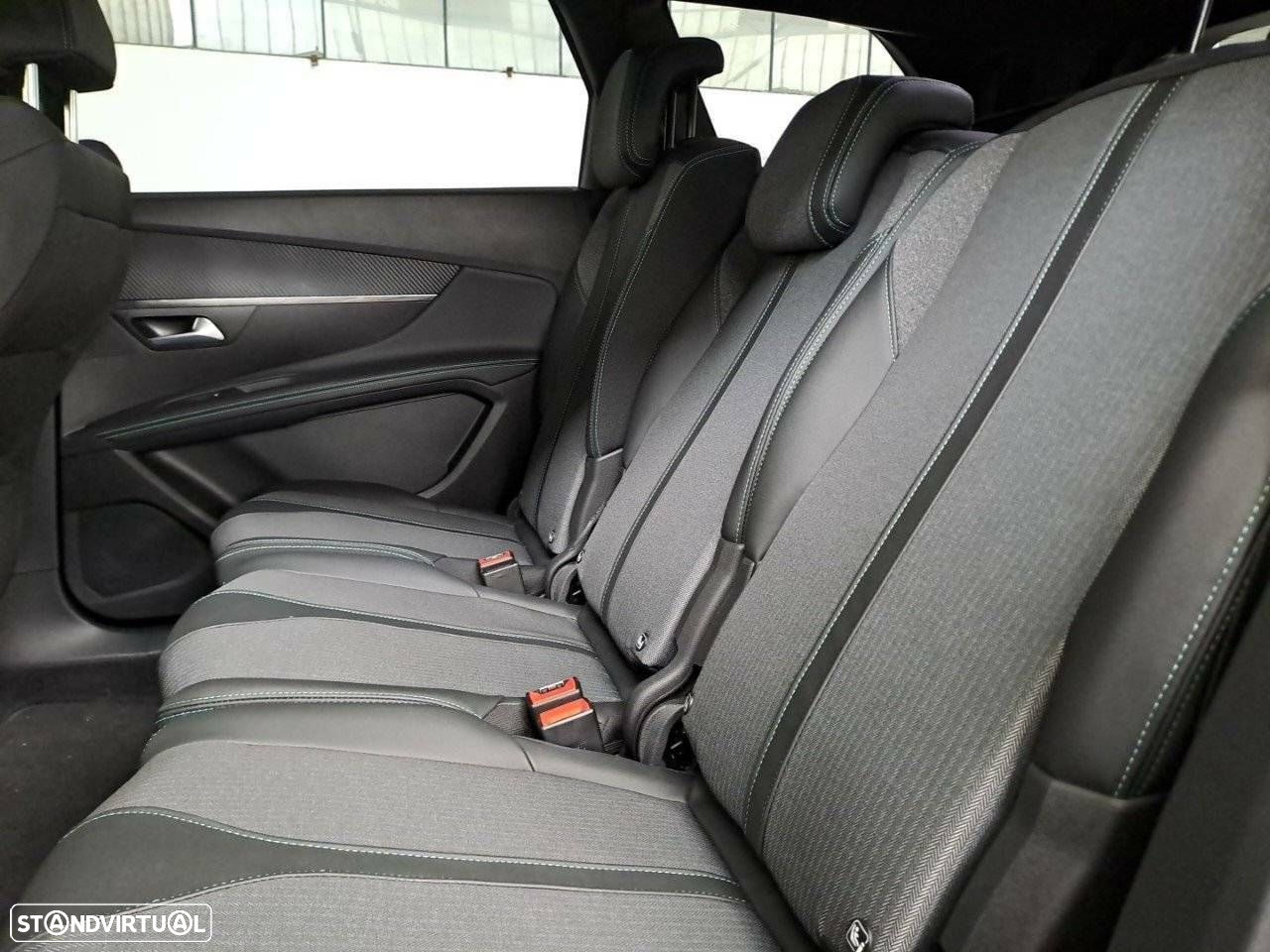 Peugeot 5008 1.5 BlueHDi Allure Pack EAT8 - 10