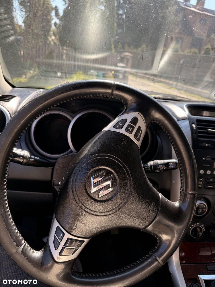 Suzuki Grand Vitara 1.9 DDiS - 11