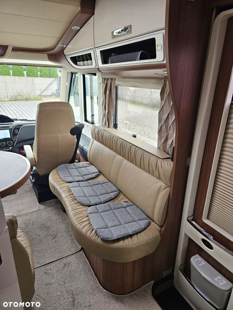 Carthago S-PLUS 64 XL QB - 14