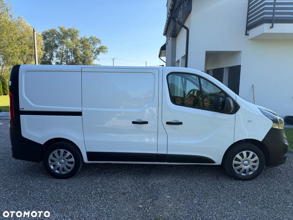 Opel VIVARO - 9