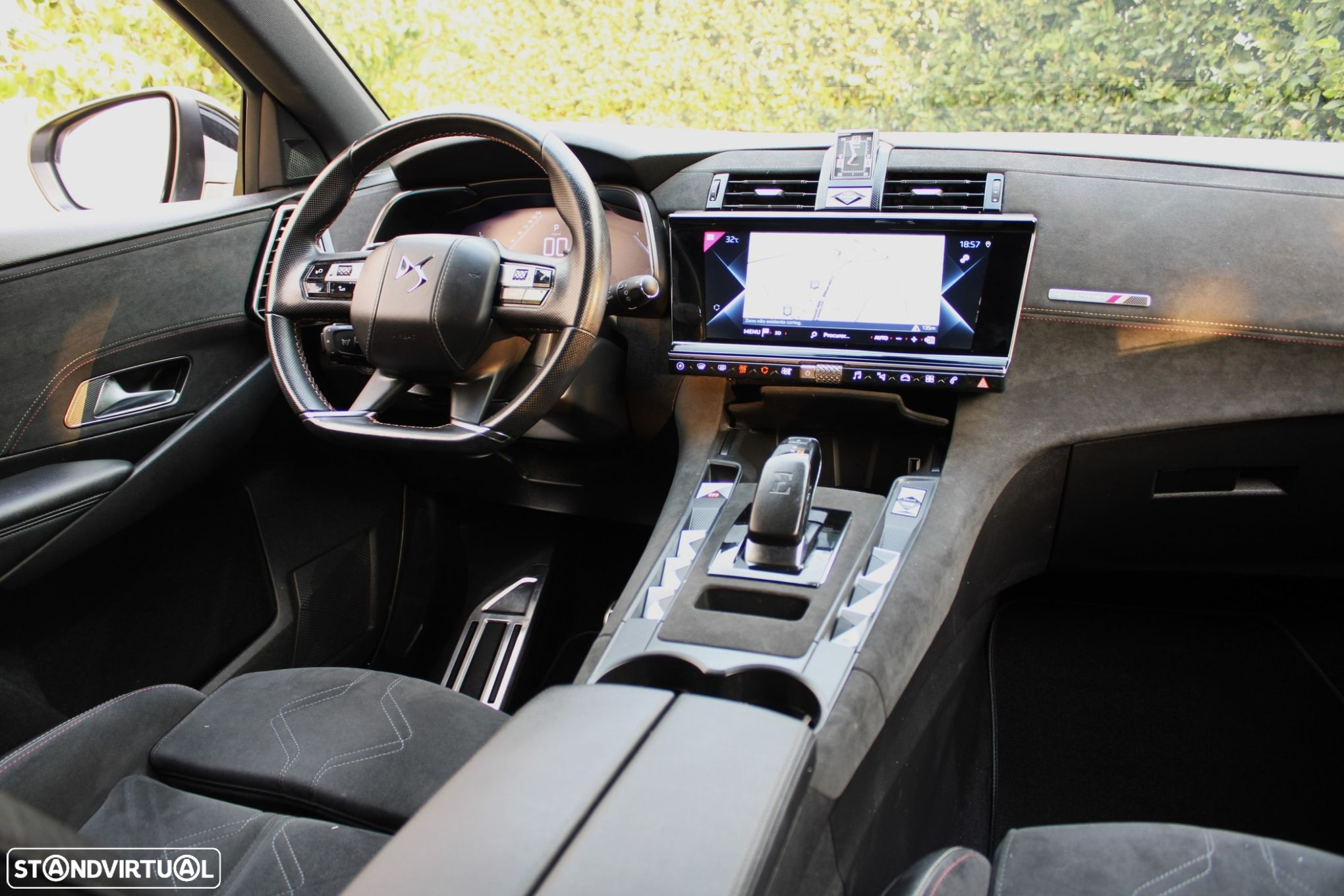 DS DS7 Crossback E-Tense Performance Line EAT8 - 21