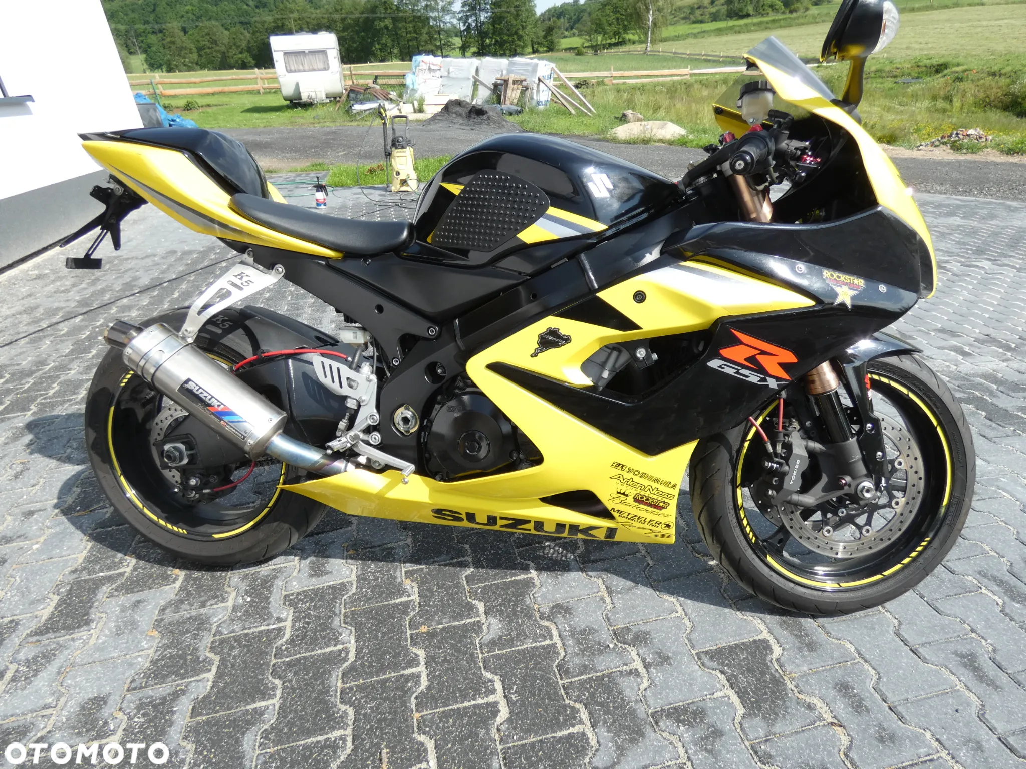 Suzuki GSX-R - 2