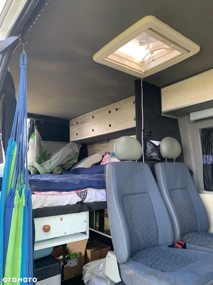 Nissan Interstar - 8