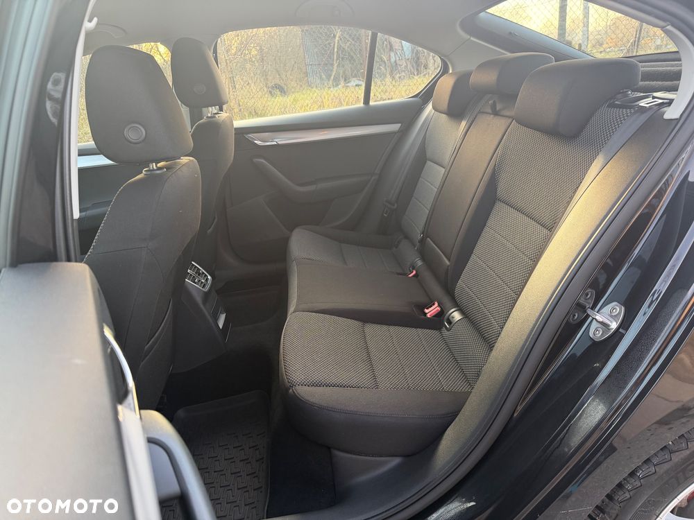 Skoda Octavia 1.4 TSI Ambition - 31