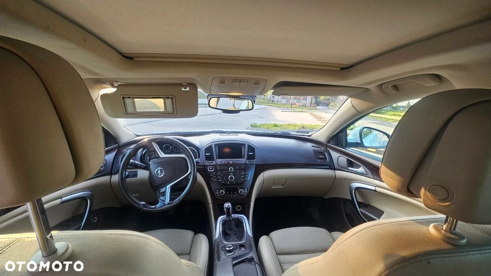 Opel Insignia - 8