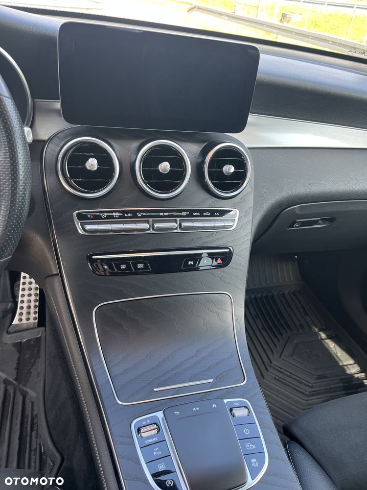 Mercedes-Benz GLC - 8