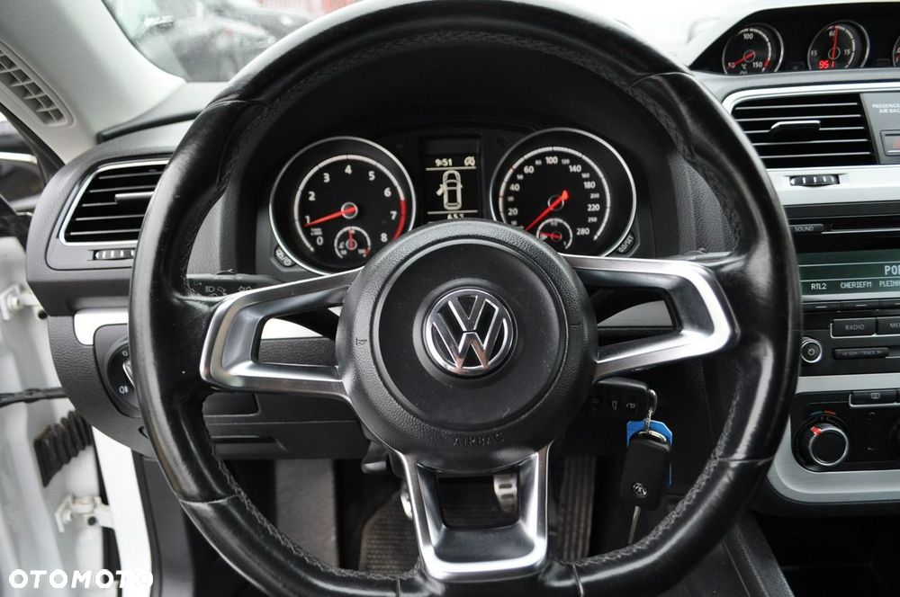 Volkswagen Scirocco 1.4 TSI BlueMotion Technology Club - 25