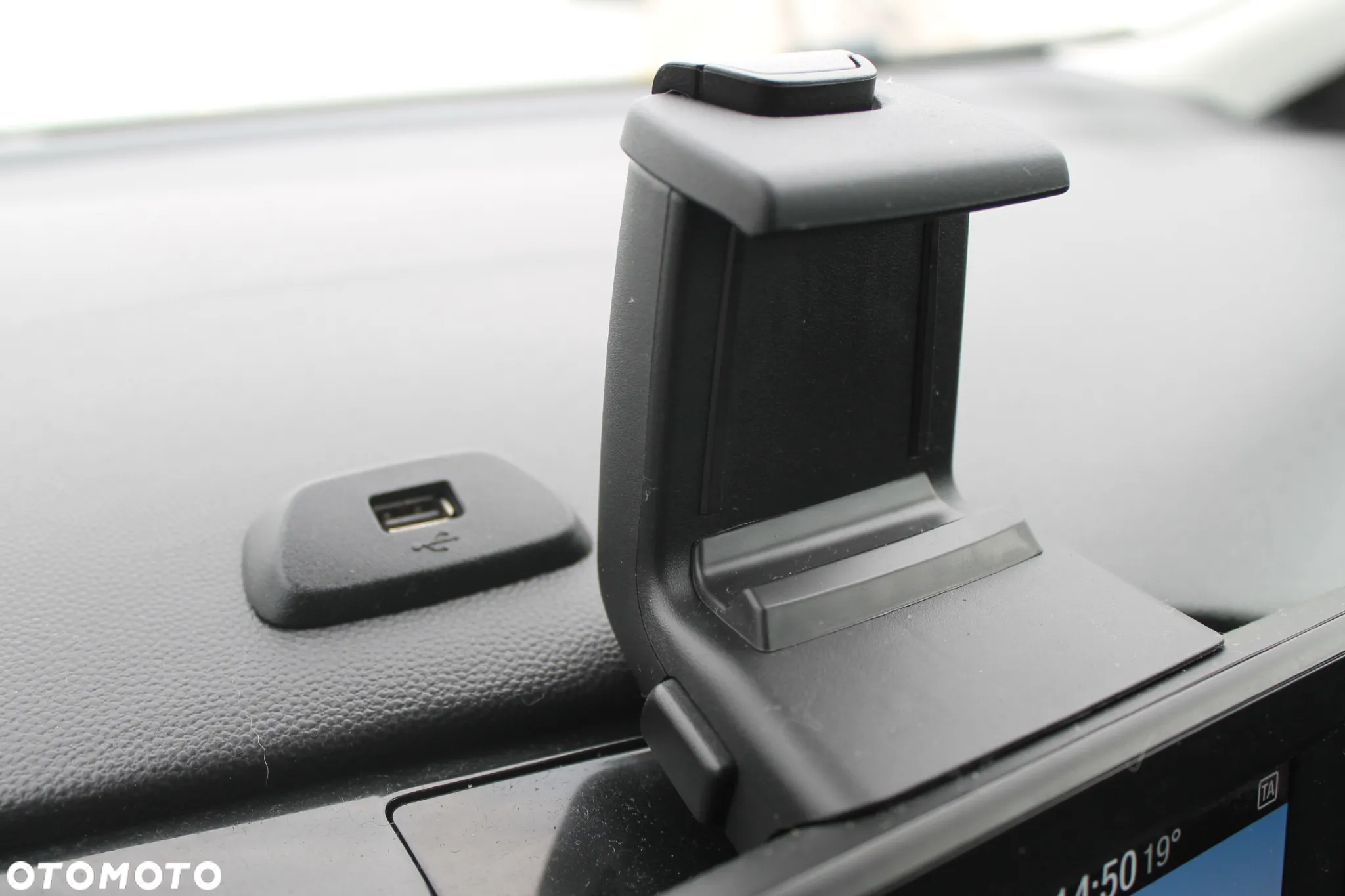 Ford Fiesta 1.1 SYNC Edition - 18
