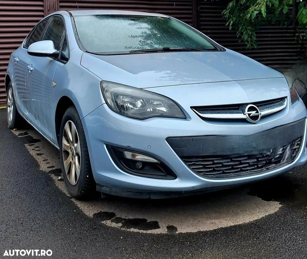 Opel Astra ver-1-6-ecotec-150-edition - 2