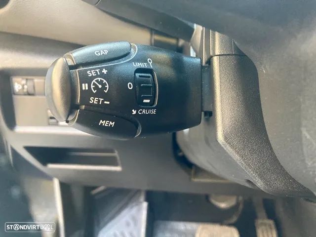 Citroën C5 Aircross 1.5 BlueHDi Shine J19 EAT8 - 16