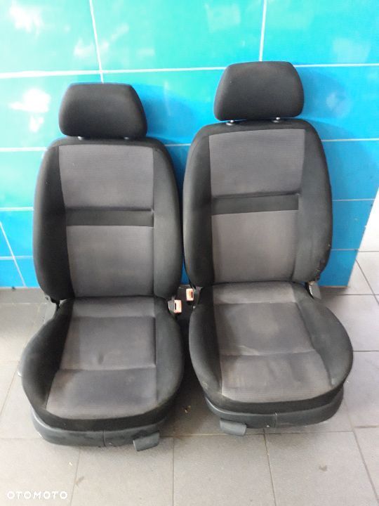 Fotele Kanapa Komplet Golf IV 4 Kombi - 1