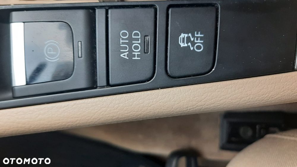 Volkswagen Passat 2.0 Blue TDI SCR Comfortline - 28