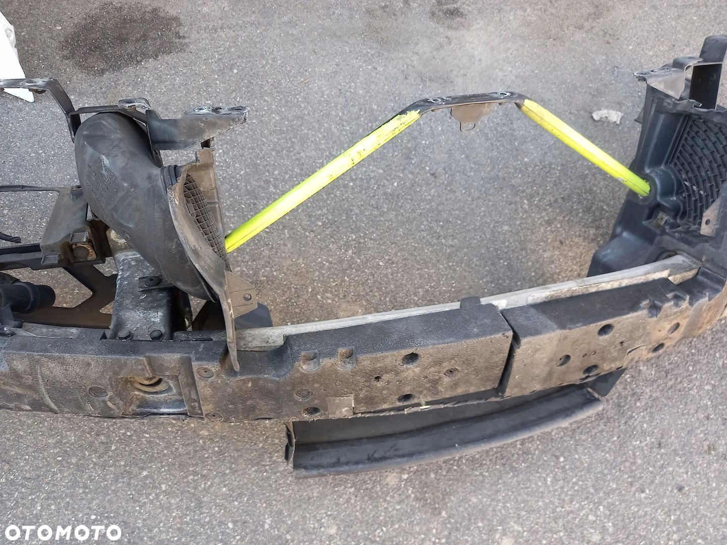 Wzmocnienie czołowe belka spryski BMW E60 E61 - 3