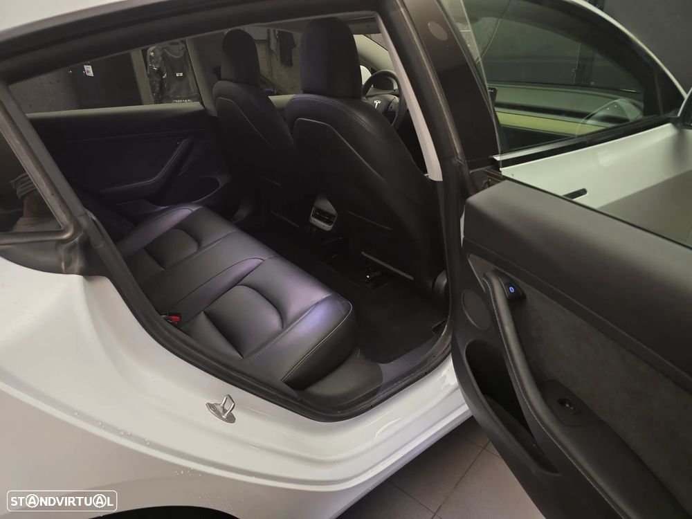Tesla Model 3 RWD - 6
