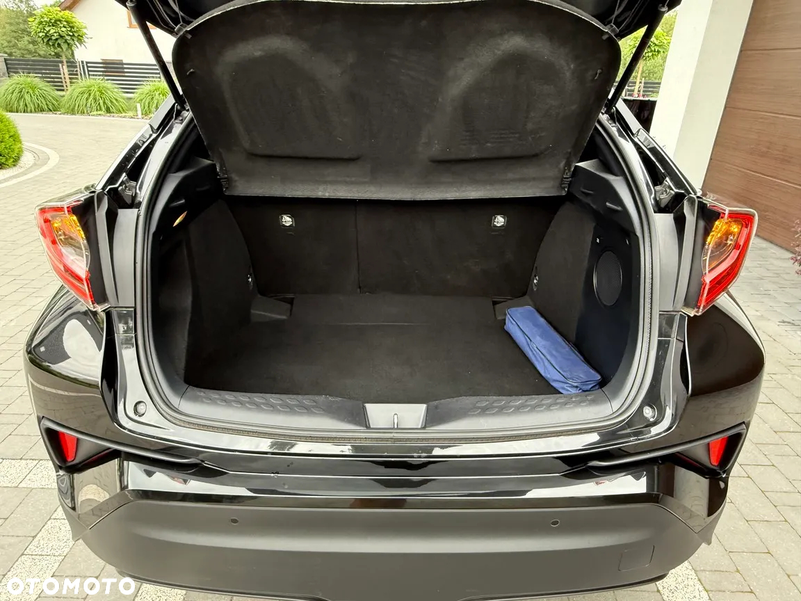 Toyota C-HR - 36