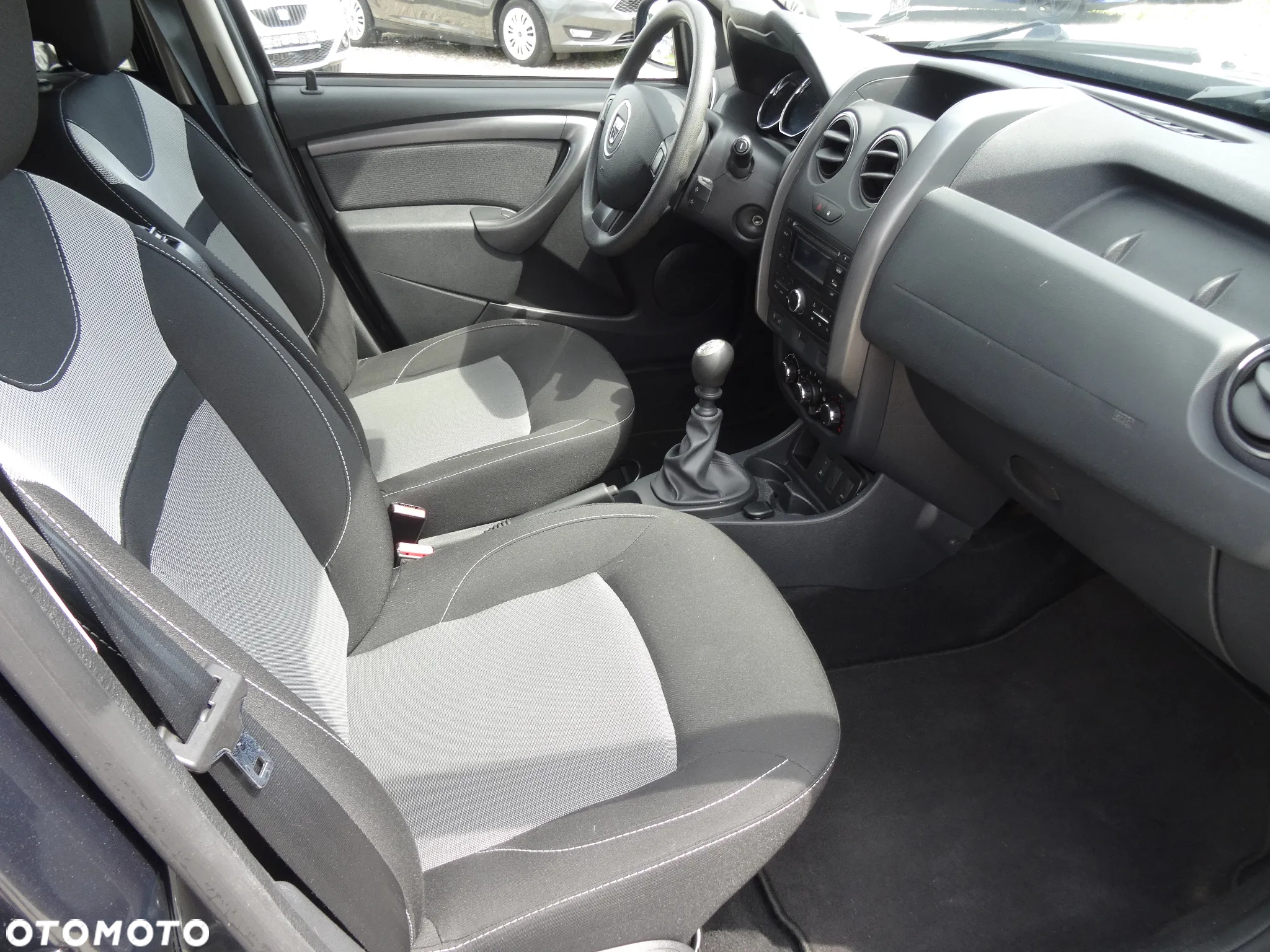 Dacia Duster 1.2 TCe Celebration - 16