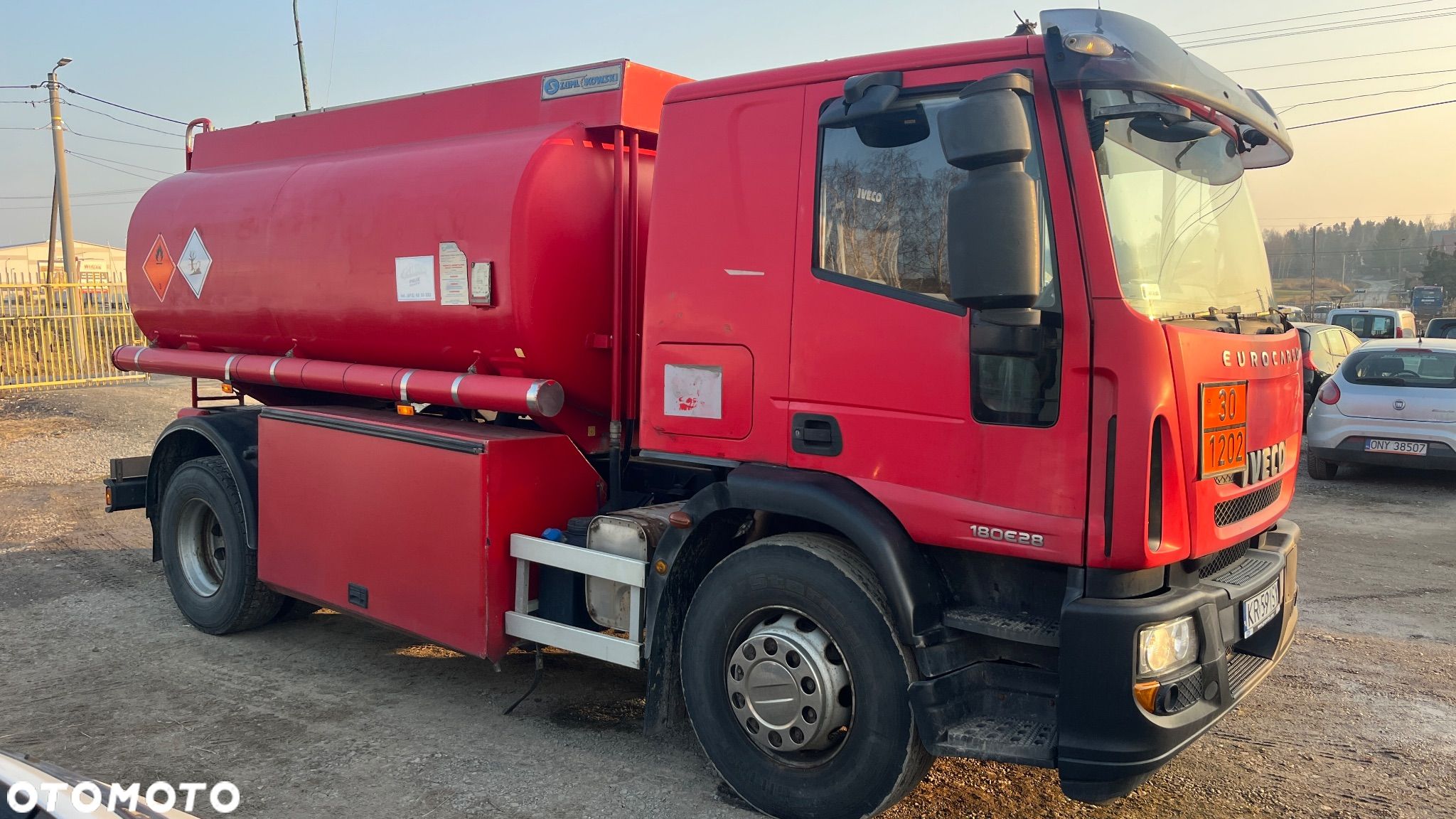 Iveco EUROCARGO  ML180E28P - 1