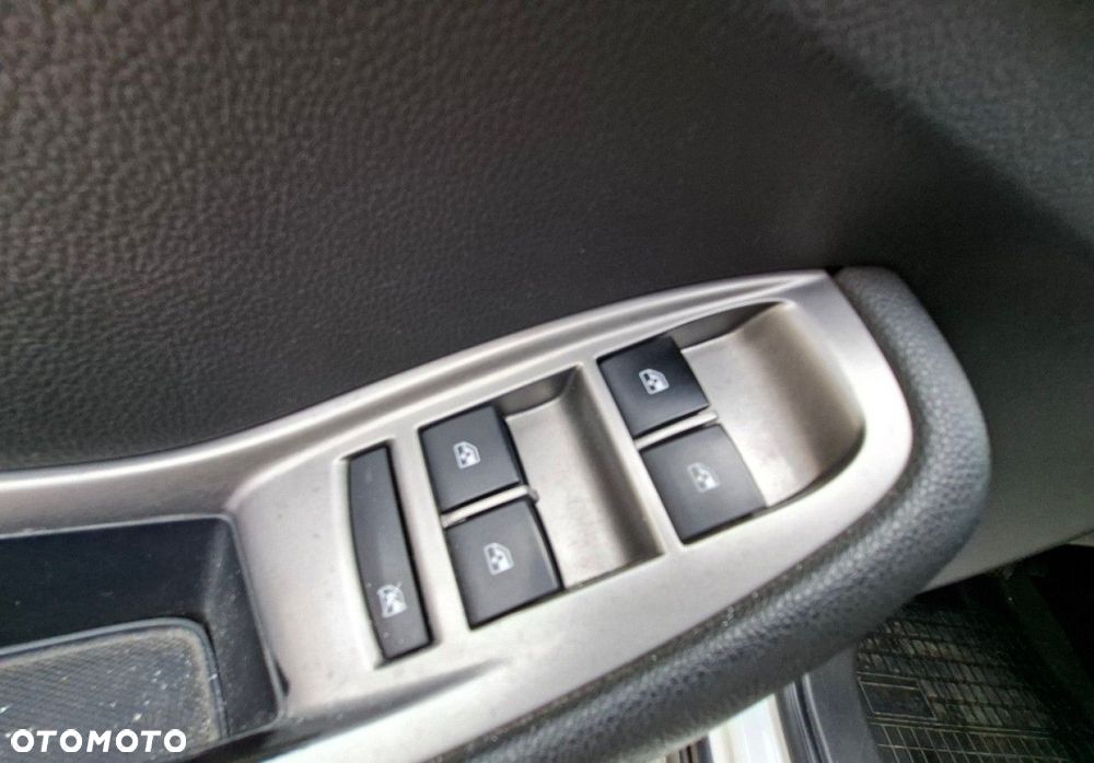 Chevrolet Orlando - 23