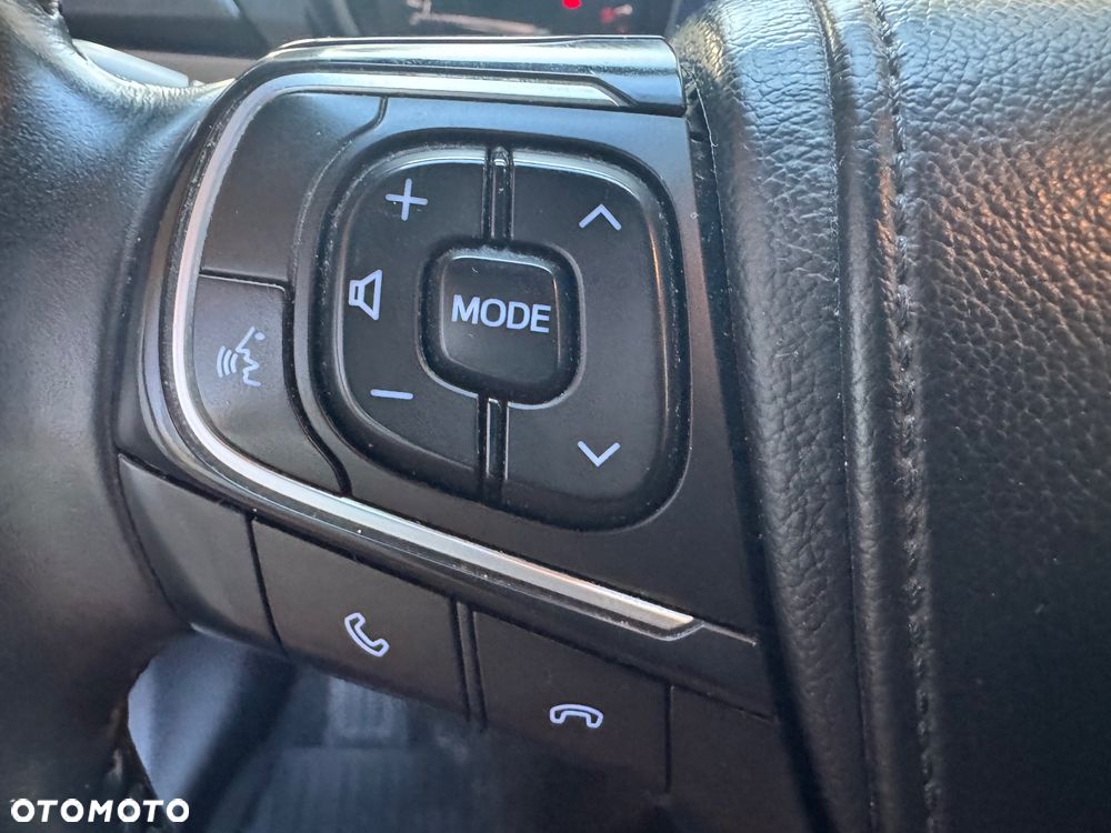 Toyota Avensis 2.0 D-4D Prestige - 22