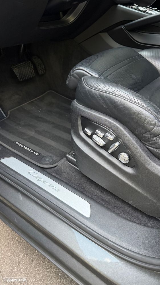 Porsche Cayenne S E-Hybrid - 13