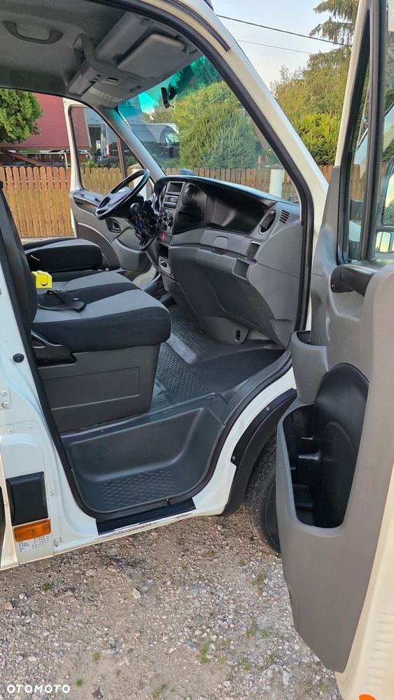 Iveco 35C13 - 16
