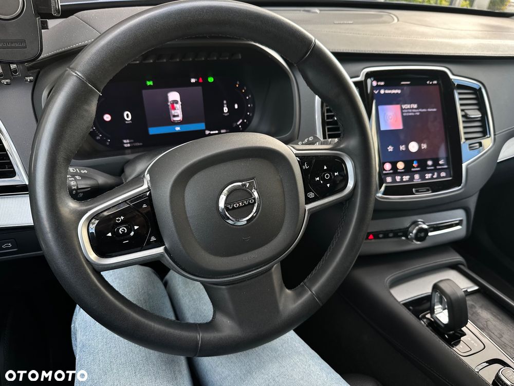 Volvo XC 90 - 25
