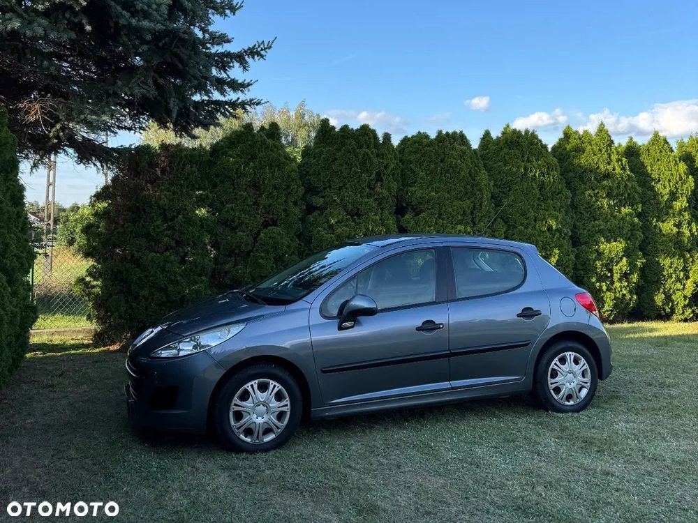 Peugeot 207 1.4 HDi Presence - 5