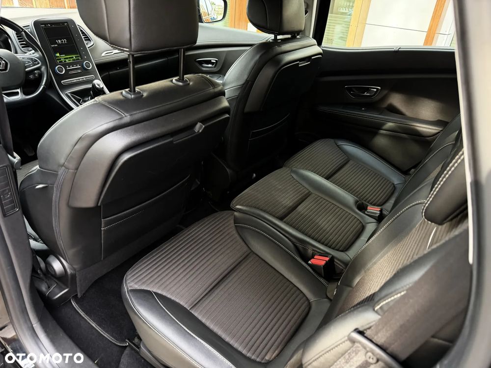 Renault Scenic 1.2 TCE Energy Bose - 14