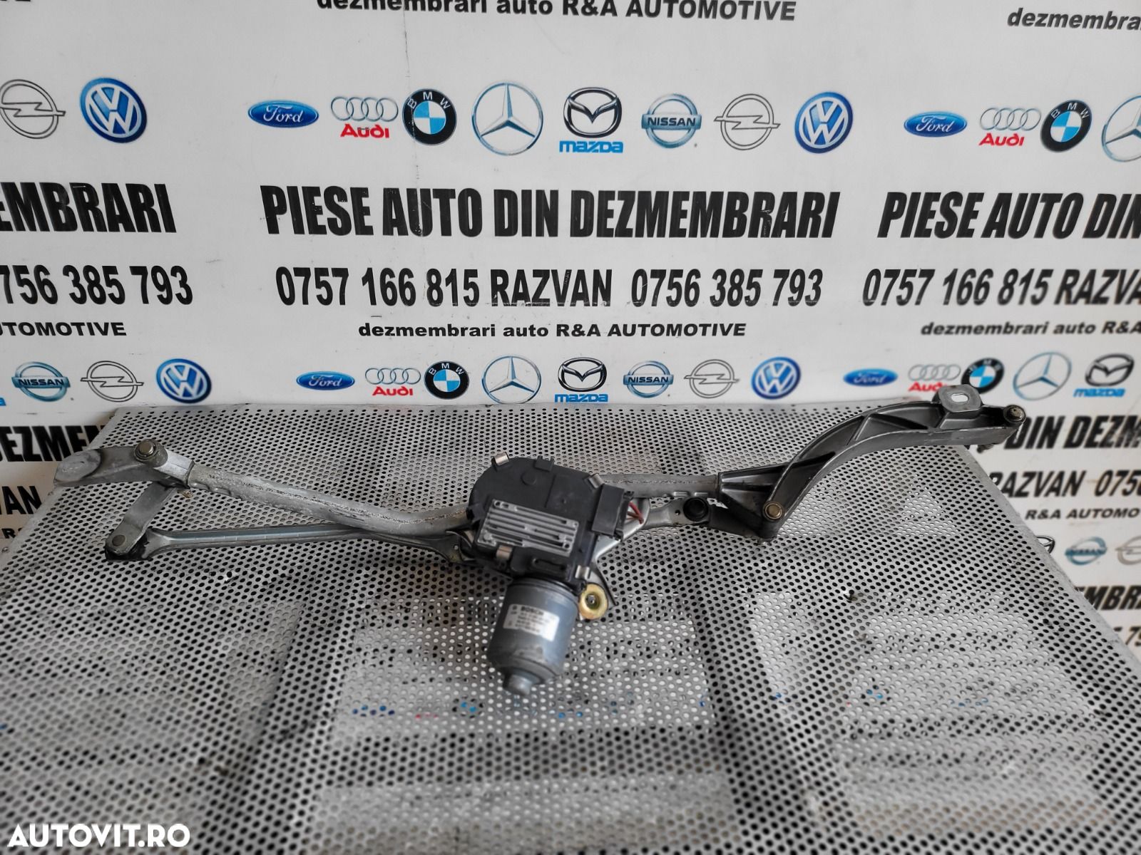 Ansamblu Motoras Stergatoare Mercedes E Class W211 Volan Stanga Dezmembrez Mercedes E Class W211 2. - 1