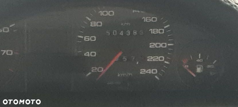 Audi 100 2.3 E - 19