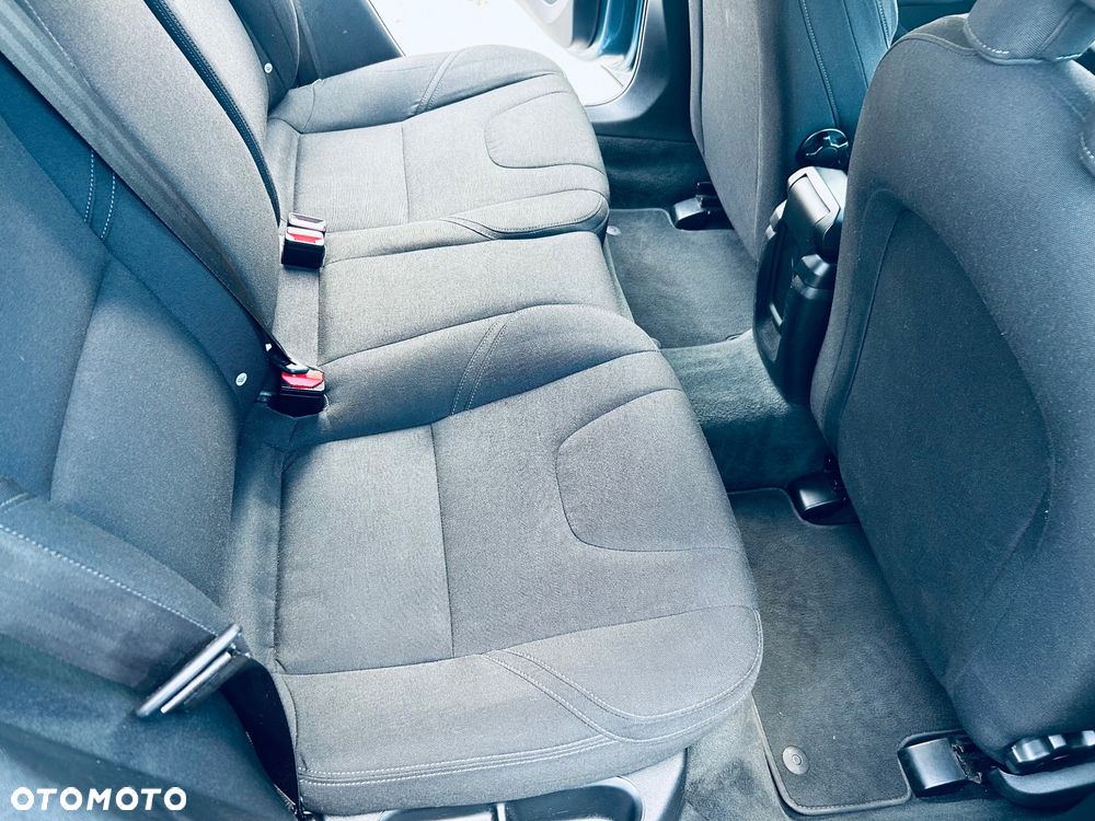 Volvo V40 D2 Kinetic - 21