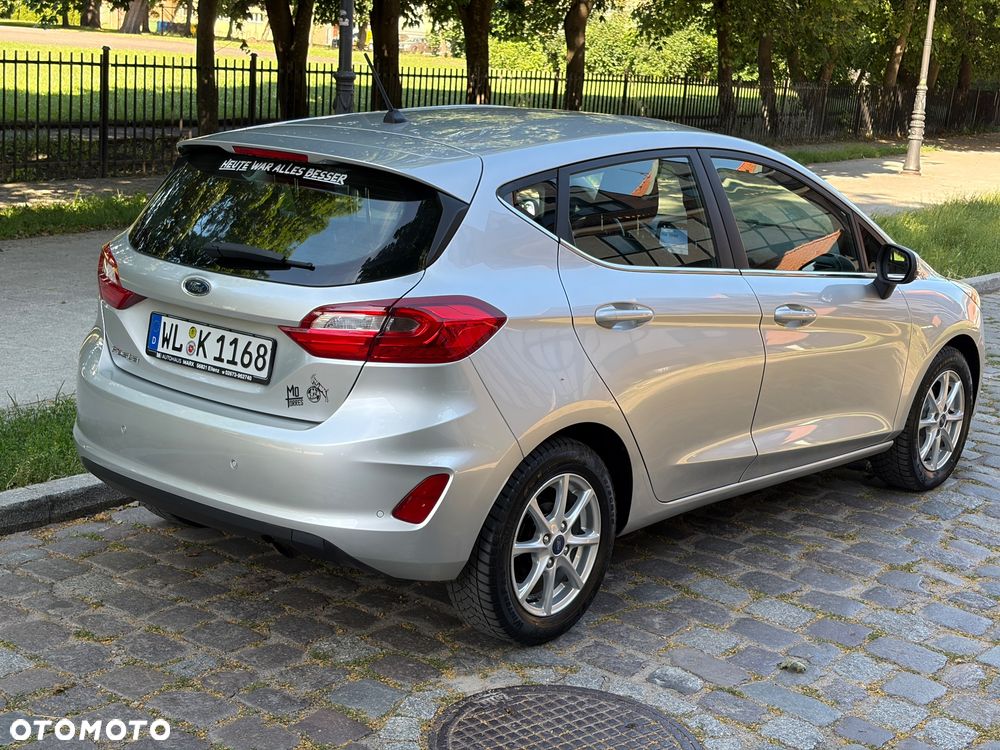 Ford Fiesta - 11