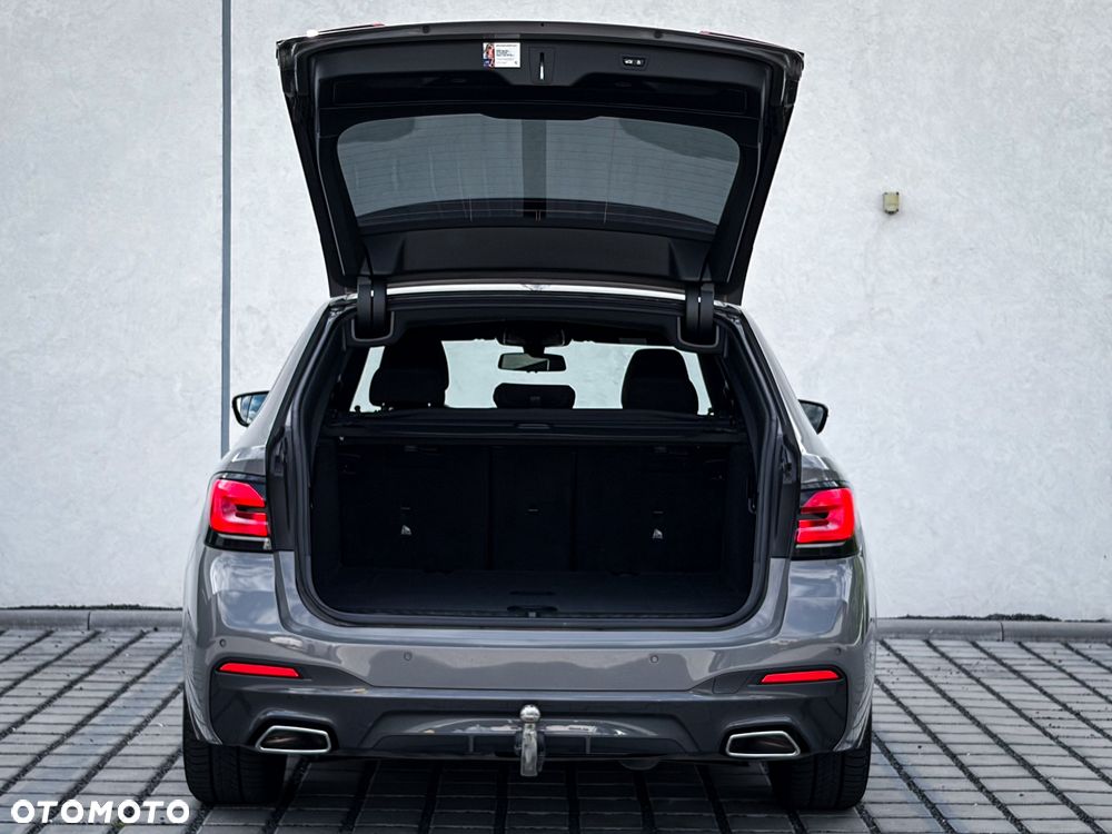 BMW Seria 5 520d M Sport Edition - 12