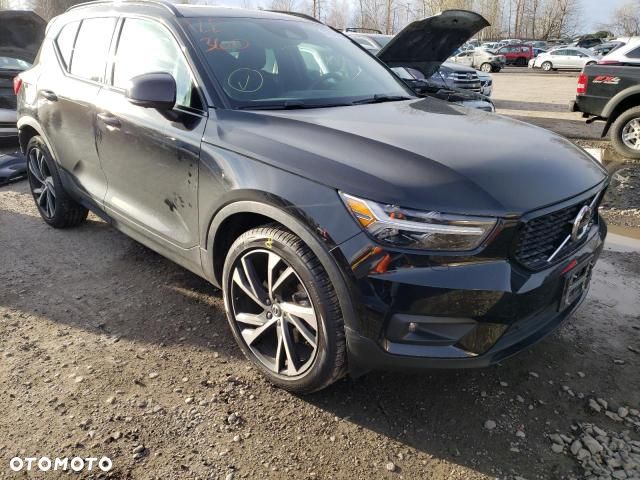 Volvo XC 40 - 1