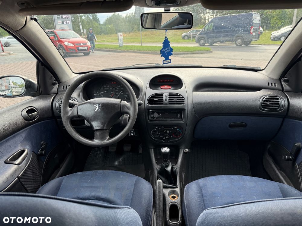 Peugeot 206 1.1 XR Presence - 20