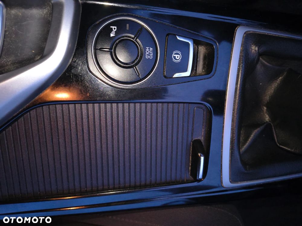 Hyundai i40 1.7 CRDi Comfort + - 8