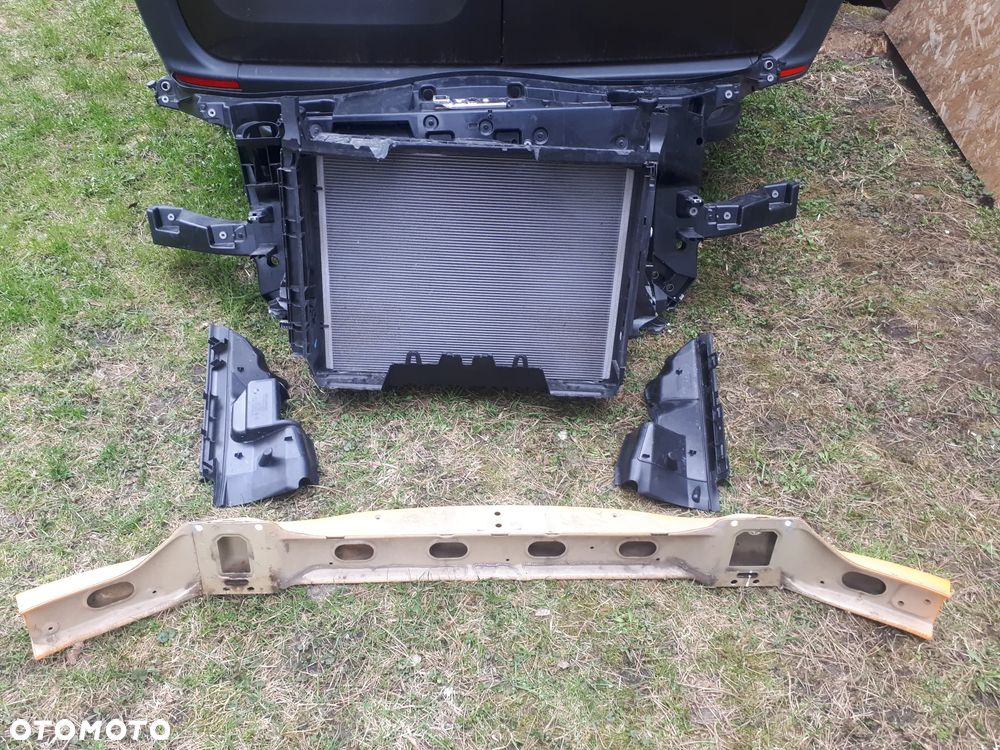 MERCEDES SPRINTER 907 910 ELEKTRYK CHŁODNICE WZMOCNIENIE PAS PRZEDNI