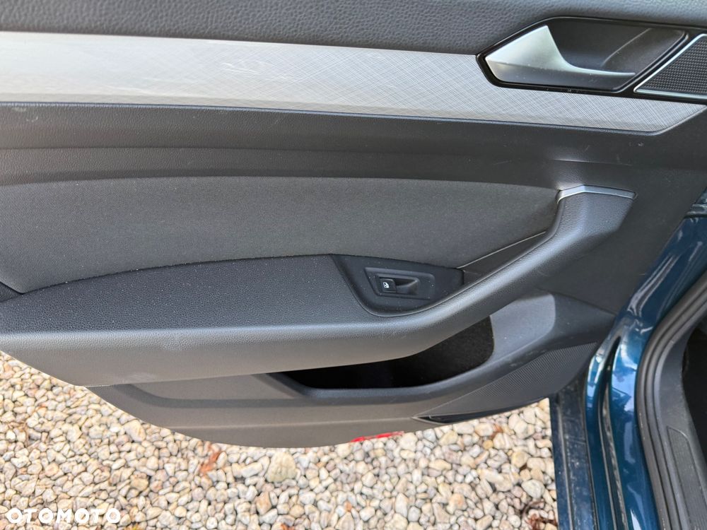 Volkswagen Passat 2.0 TDI EVO Business DSG - 21