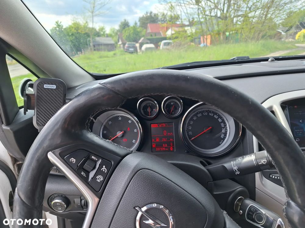 Opel Astra 2.0 CDTI DPF Active - 8