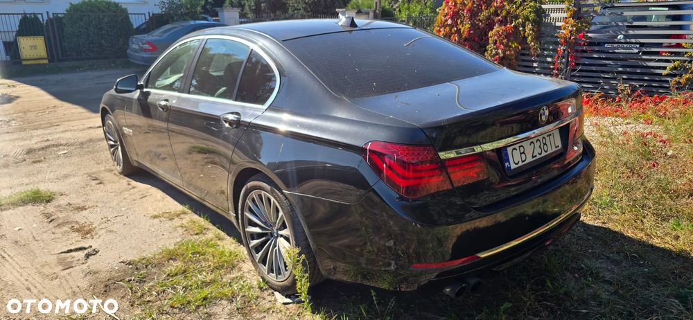 BMW Seria 7 2014 photo 3