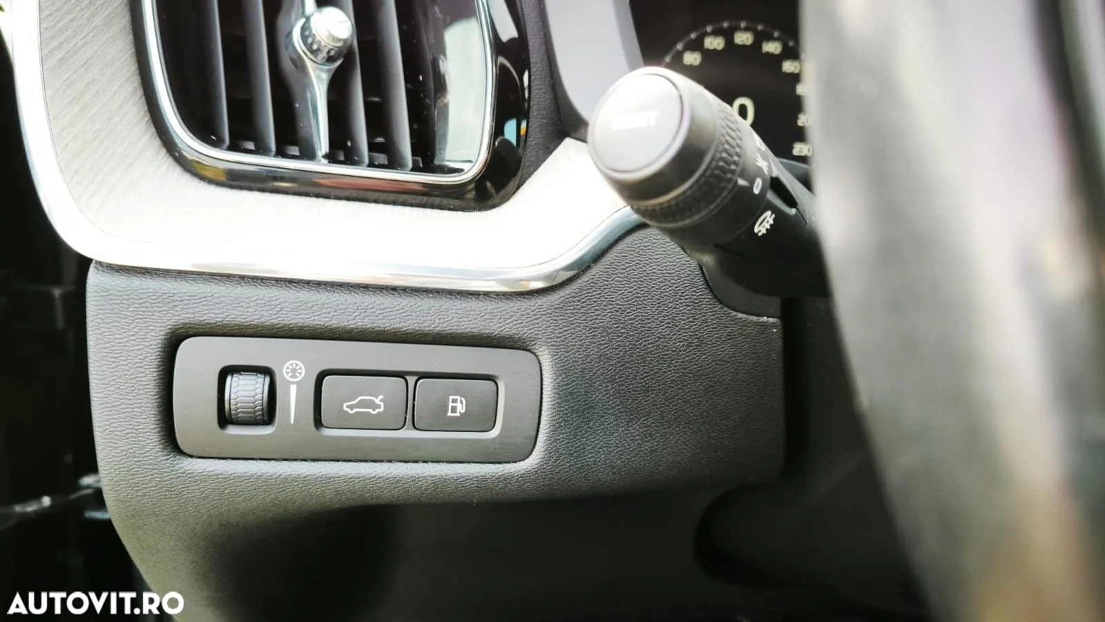 Volvo XC 60 T8 Twin Engine AWD Inscription - 22