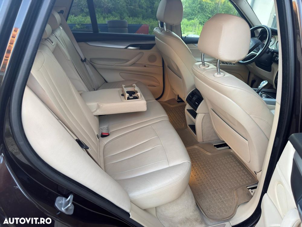 BMW X5 sDrive25d Sport-Aut. - 7
