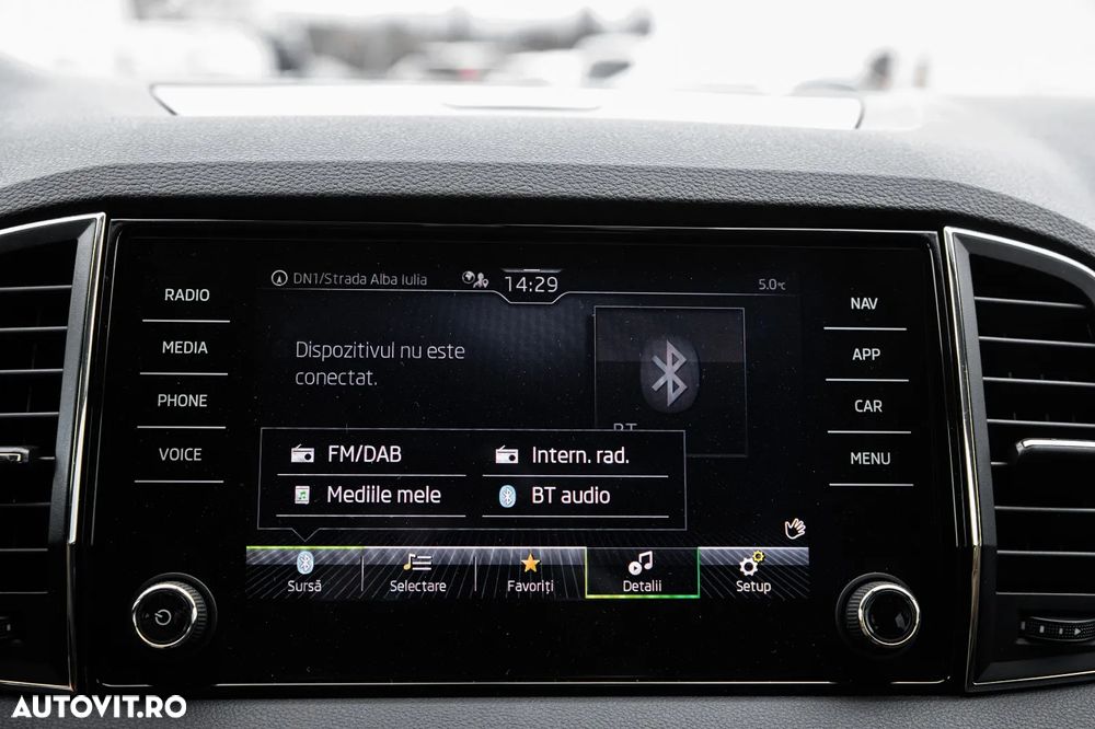 Skoda Karoq 2.0 TDI SCR 4x4 DSG Tour - 30