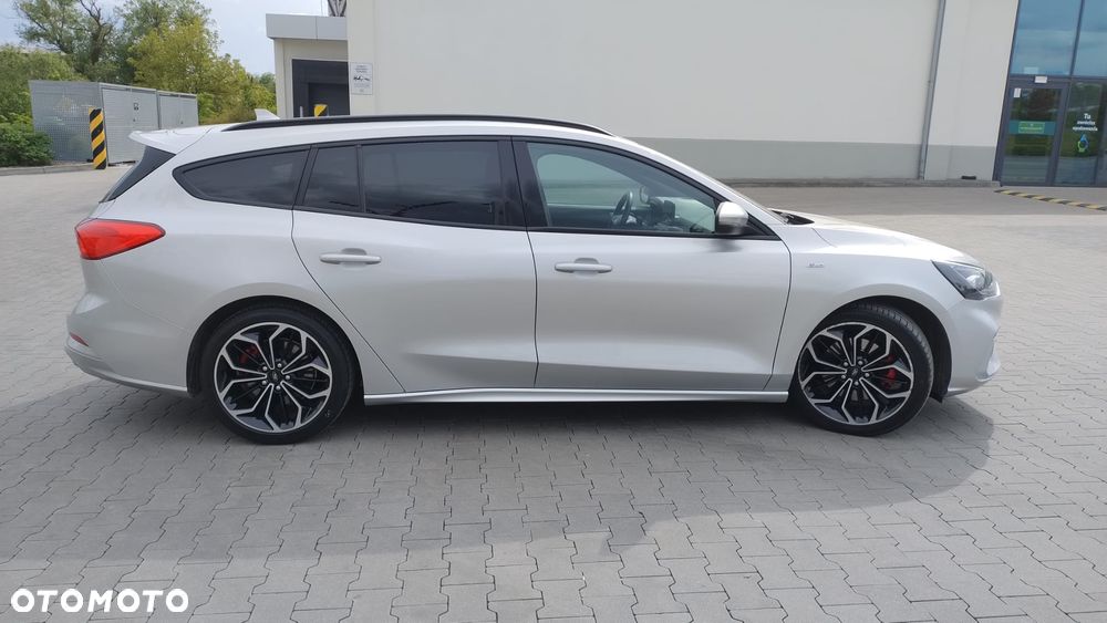Ford Focus 1.5 EcoBlue ST-Line - 4
