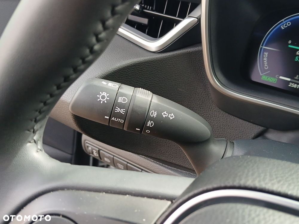 Toyota Corolla 1.8 Hybrid Comfort - 26